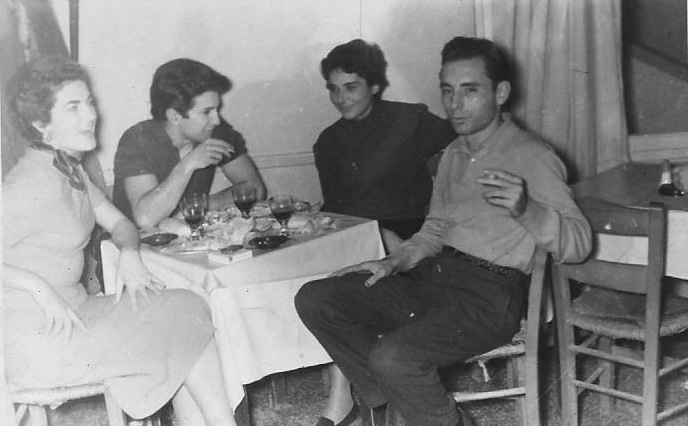 Na Grcia, amigos, 1957